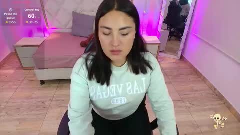 Snapshot of brendda_tay chatting on November 2025 03:20:02 AM BRENDDA online show from November 2025 03:20:02 AM