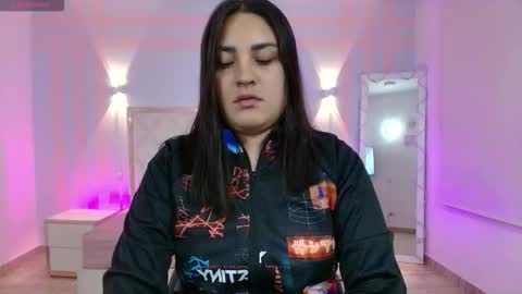 Snapshot of brendda_tay chatting on November 2025 03:27:01 AM BRENDDA online show from November 2025 03:27:01 AM