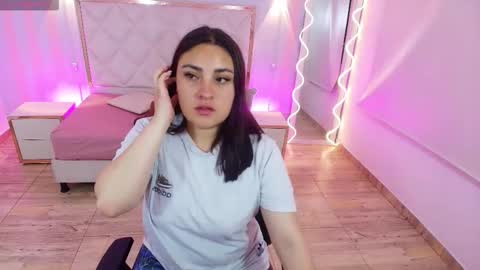 Snapshot of brendda_tay chatting on December 2025 03:14:02 AM BRENDDA online show from December 2025 03:14:02 AM