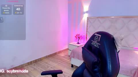 Snapshot of brendda_tay chatting on March 2026 04:09:02 AM BRENDDA online show from March 2026 04:09:02 AM