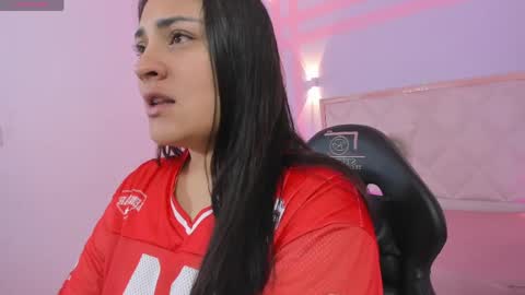 Snapshot of brendda_tay chatting on April 2026 03:17:01 AM BRENDDA online show from April 2026 03:17:01 AM