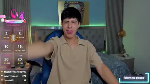 Snapshot of brent18_ chatting on November 2025 12:49:01 PM Esteban online show from November 2025 12:49:01 PM