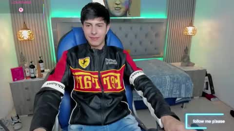 Snapshot of brent18_ chatting on November 2025 05:20:01 AM Esteban online show from November 2025 05:20:01 AM