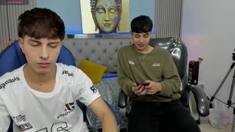 Snapshot of brent18_ chatting on December 2025 03:56:01 AM Esteban online show from December 2025 03:56:01 AM