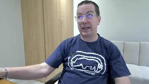 Brett online show from November 2025 01:00:01 PM