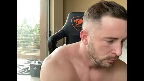 Snapshot of brettmycles chatting on January 2025 06:14:01 PM Brett Mycles online show from January 2025 06:14:01 PM