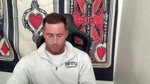 Snapshot of brettmycles chatting on December 2025 04:24:02 PM Brett Mycles online show from December 2025 04:24:02 PM