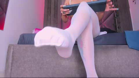 Snapshot of briaconner_ chatting on December 2025 08:06:02 PM B R I A online show from December 2025 08:06:02 PM