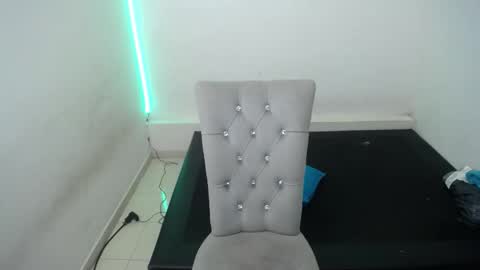 briana h online show from March 2026 09:43:01 PM