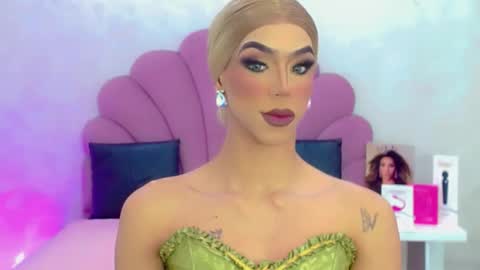 BRIANA online show from April 2026 03:57:02 AM