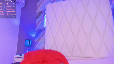  Briana  online show from February 2025 05:31:01 PM