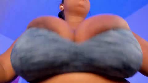 Snapshot of brianna_bigboobs chatting on July 2026 11:03:02 AM online show from July 2026 11:03:02 AM