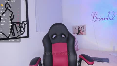 Brianna  online show from January 2025 10:48:01 PM