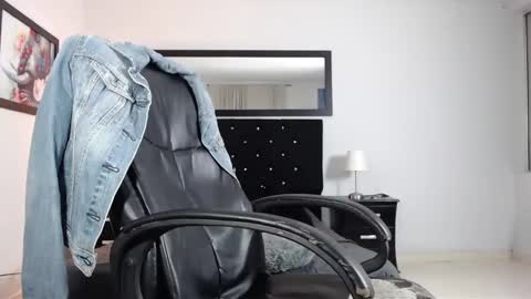 Snapshot of briannathomsett chatting on February 2025 07:18:01 AM briannathomsett online show from February 2025 07:18:01 AM