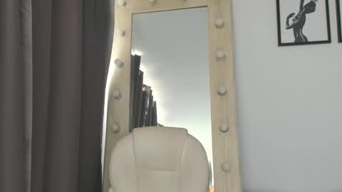 briannawhite10 online show from December 2025 06:36:02 PM