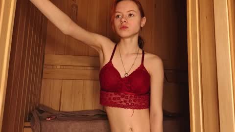 Snapshot of bridgetbottrell chatting on April 2026 02:06:01 AM Hanna online show from April 2026 02:06:01 AM