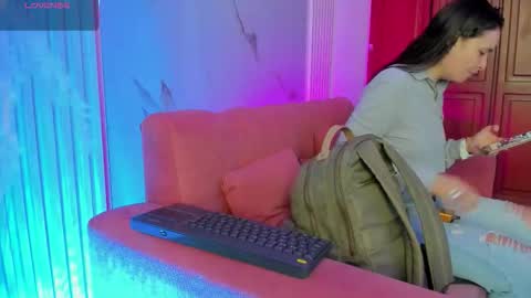    online show from October 2025 12:28:01 PM