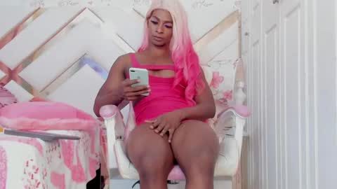 Snapshot of briggittebony chatting on December 2024 06:51:01 AM BIRGGITTEBONY online show from December 2024 06:51:01 AM