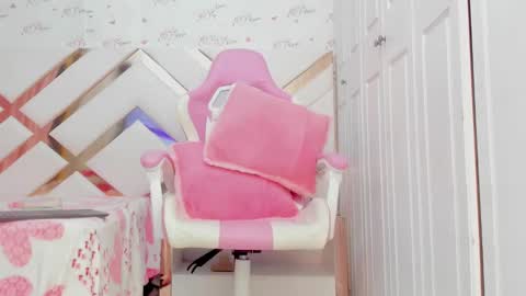 Snapshot of briggittebony chatting on February 2025 09:13:02 AM BIRGGITTEBONY online show from February 2025 09:13:02 AM