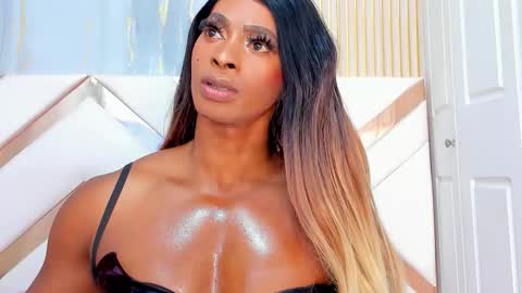 Snapshot of briggittebony chatting on October 2025 09:03:02 PM BIRGGITTEBONY online show from October 2025 09:03:02 PM