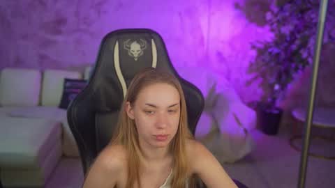 Diamonds Girls online show from November 2025 11:43:02 PM