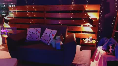  Brigiitte  online show from October 2025 04:37:02 AM