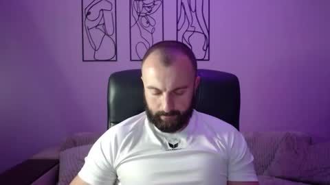 brindlefly69 online show from October 2025 11:56:02 AM