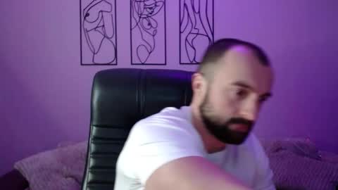 brindlefly69 online show from January 2026 12:21:02 PM