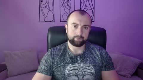 brindlefly69 online show from February 2026 11:36:01 AM