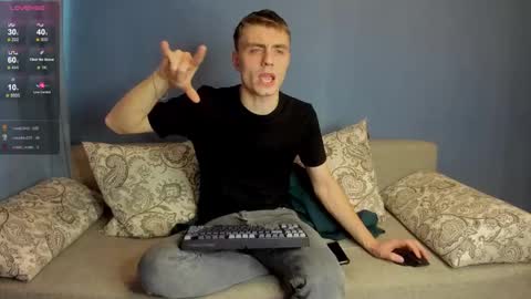 Snapshot of bristlebback chatting on February 2025 05:33:01 AM bristlebback online show from February 2025 05:33:01 AM