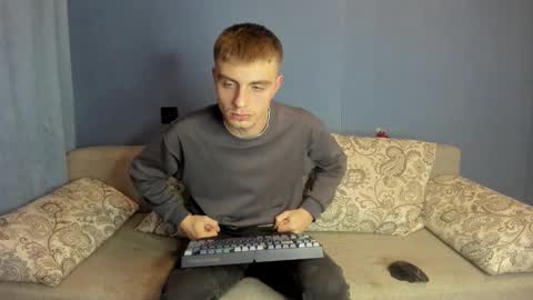 Snapshot of bristlebback chatting on September 2025 03:47:01 PM bristlebback online show from September 2025 03:47:01 PM