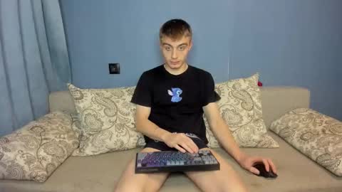 Snapshot of bristlebback chatting on September 2025 04:01:01 PM bristlebback online show from September 2025 04:01:01 PM