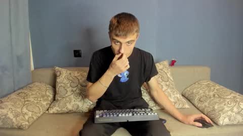 Snapshot of bristlebback chatting on October 2025 05:55:02 PM bristlebback online show from October 2025 05:55:02 PM