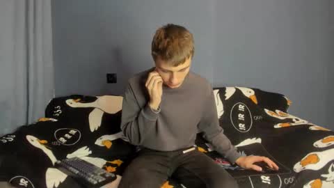 Snapshot of bristlebback chatting on October 2025 06:20:01 PM bristlebback online show from October 2025 06:20:01 PM