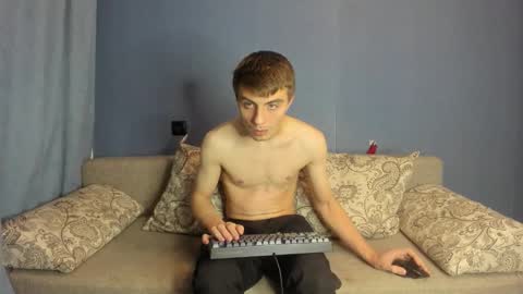 Snapshot of bristlebback chatting on November 2025 06:28:01 PM bristlebback online show from November 2025 06:28:01 PM