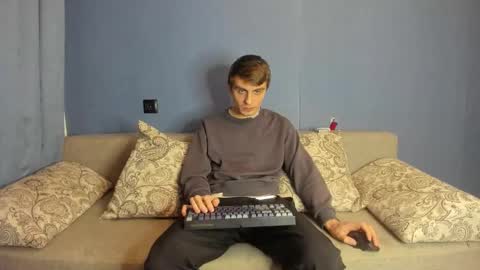 Snapshot of bristlebback chatting on November 2025 04:18:02 PM bristlebback online show from November 2025 04:18:02 PM