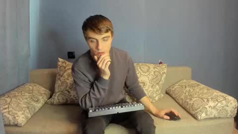 Snapshot of bristlebback chatting on December 2025 07:02:02 AM bristlebback online show from December 2025 07:02:02 AM