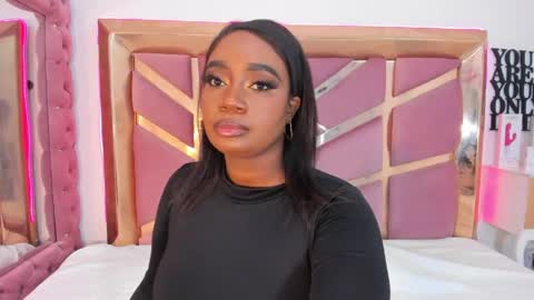 Snapshot of britanymooree chatting on April 2026 07:58:01 PM Britany online show from April 2026 07:58:01 PM