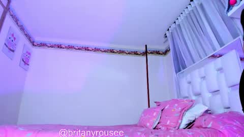 Emily online show from October 2025 08:29:01 PM