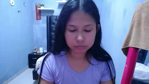 britanyx1 online show from April 2026 07:58:02 PM