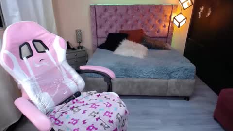 Snapshot of brithany_smiith_ chatting on February 2025 02:07:02 AM britany online show from February 2025 02:07:02 AM