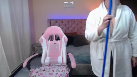 Snapshot of brithany_smiith_ chatting on March 2025 03:48:02 AM britany online show from March 2025 03:48:02 AM