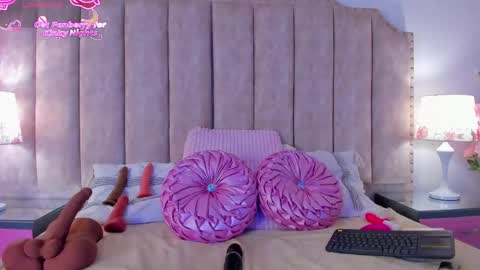 brithanyparker_ online show from March 2026 07:05:01 AM