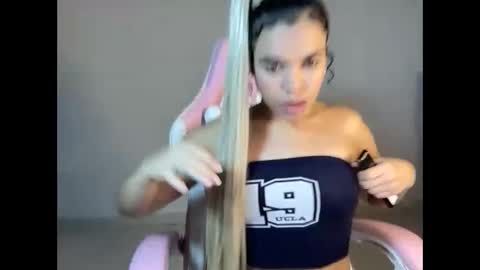 Snapshot of brithneysquirt chatting on February 2025 04:07:01 AM brithneysquirt online show from February 2025 04:07:01 AM