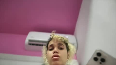 Snapshot of brithneysquirt chatting on November 2025 12:09:02 AM brithneysquirt online show from November 2025 12:09:02 AM