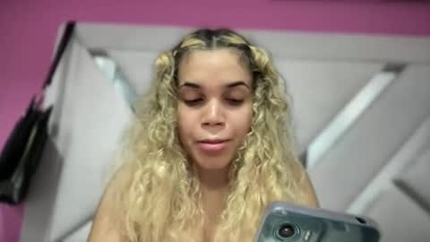 Snapshot of brithneysquirt chatting on November 2025 04:26:02 AM brithneysquirt online show from November 2025 04:26:02 AM