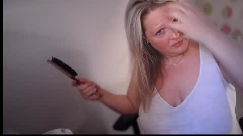 British Bella online show from March 2026 06:30:01 AM