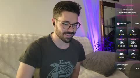 Snapshot of britishpoet chatting on April 2026 07:50:02 PM Callum online show from April 2026 07:50:02 PM