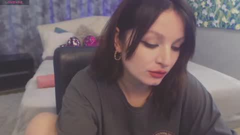 Snapshot of britneybarker chatting on July 2026 07:53:01 PM britneybarker online show from July 2026 07:53:01 PM