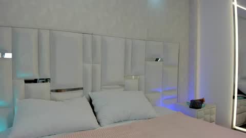 brittany_muse online show from July 2026 12:22:02 PM